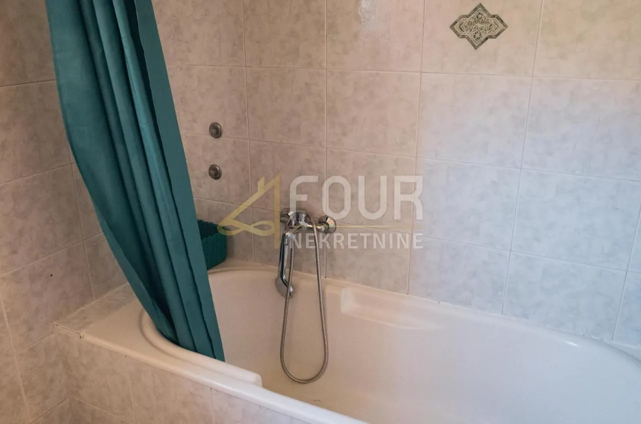 najam, matulji - okolica, zvoneća, kuća 100m2, okućnica 346m2 - slika 13