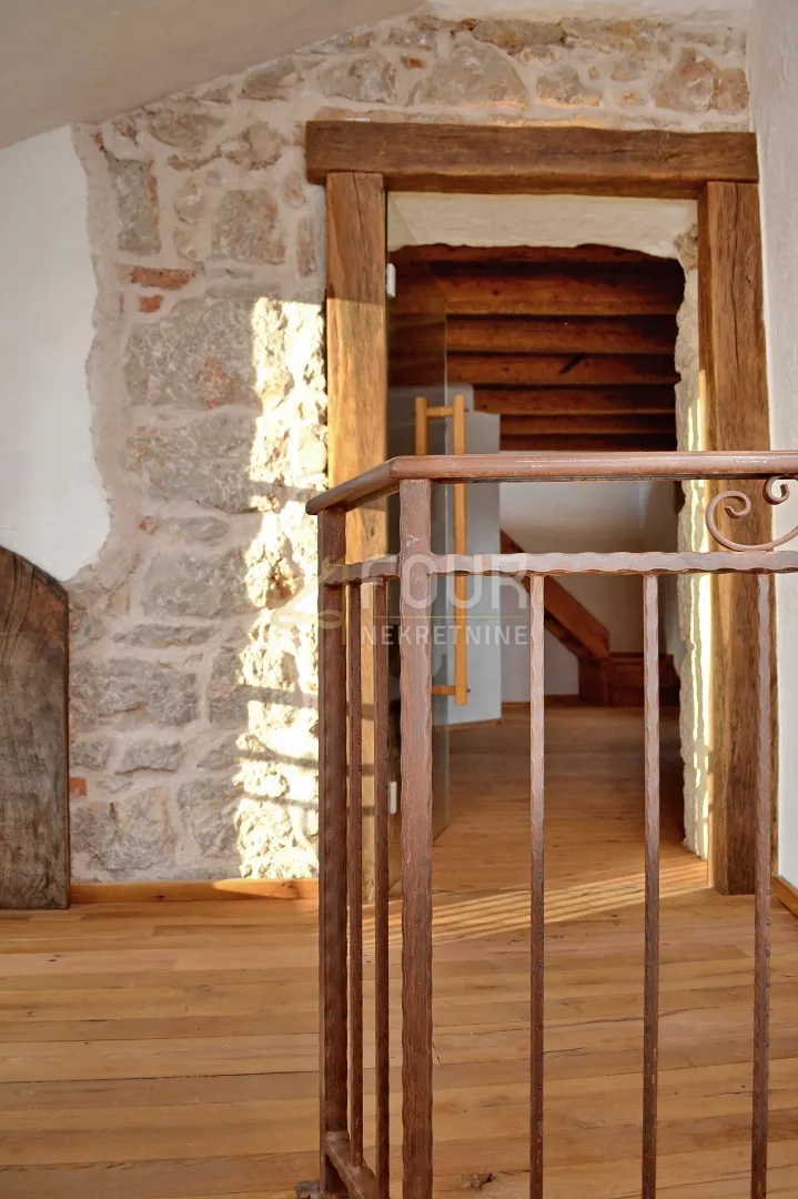 otok krk, malinska - okolica, kuća u nizu s bazenom - slika 21