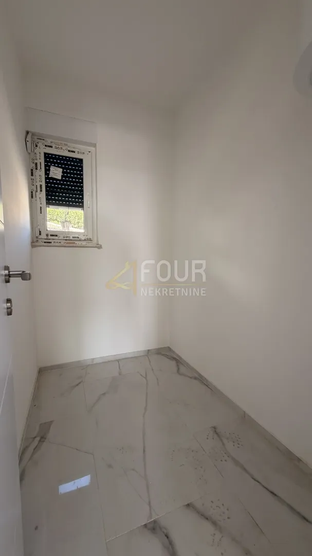 otok rab, banjol, 3s+db, terasa, pogled na more - slika 13