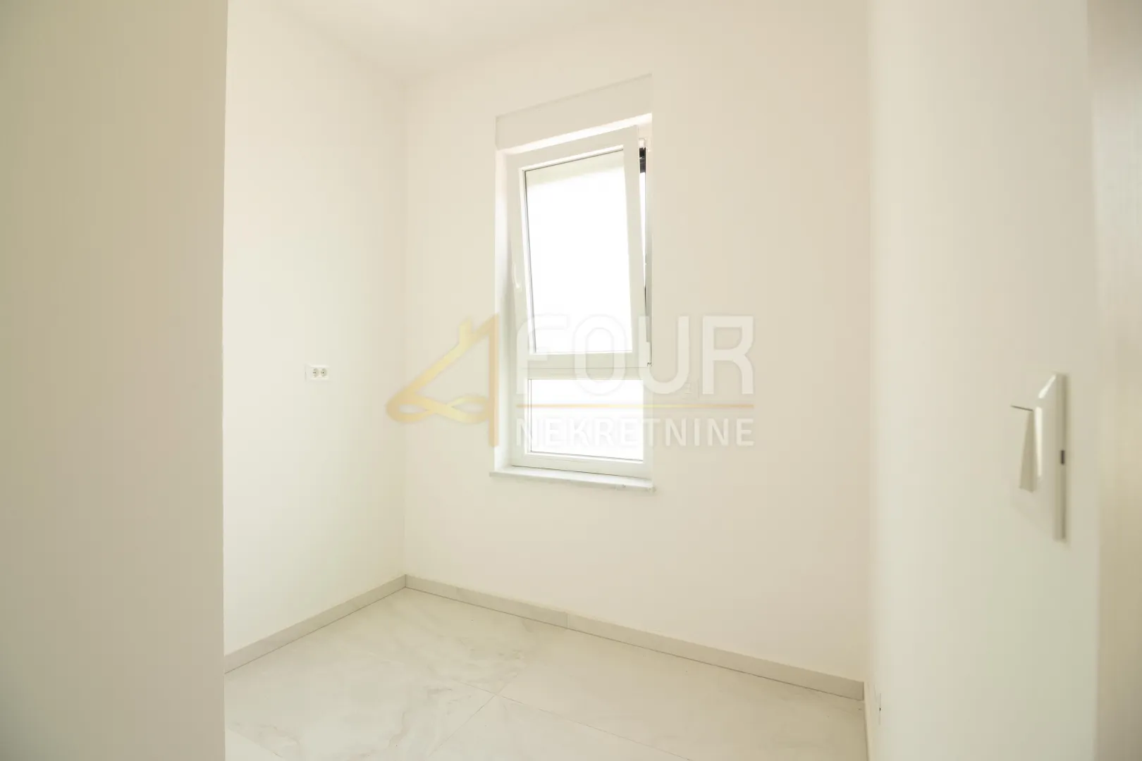 otok krk, kornić, novogradnja, kuća s bazenom, pogled - slika 18