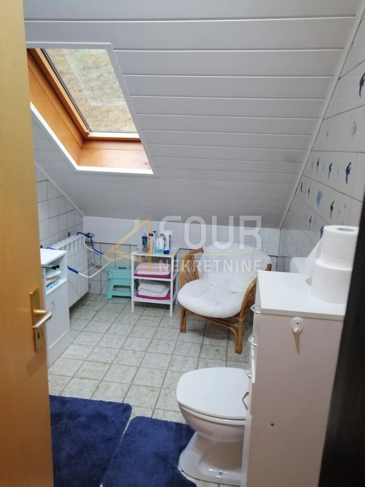 gorski kotar, brod na kupi, kuća 400m2 s velikom okućnicom - slika 24