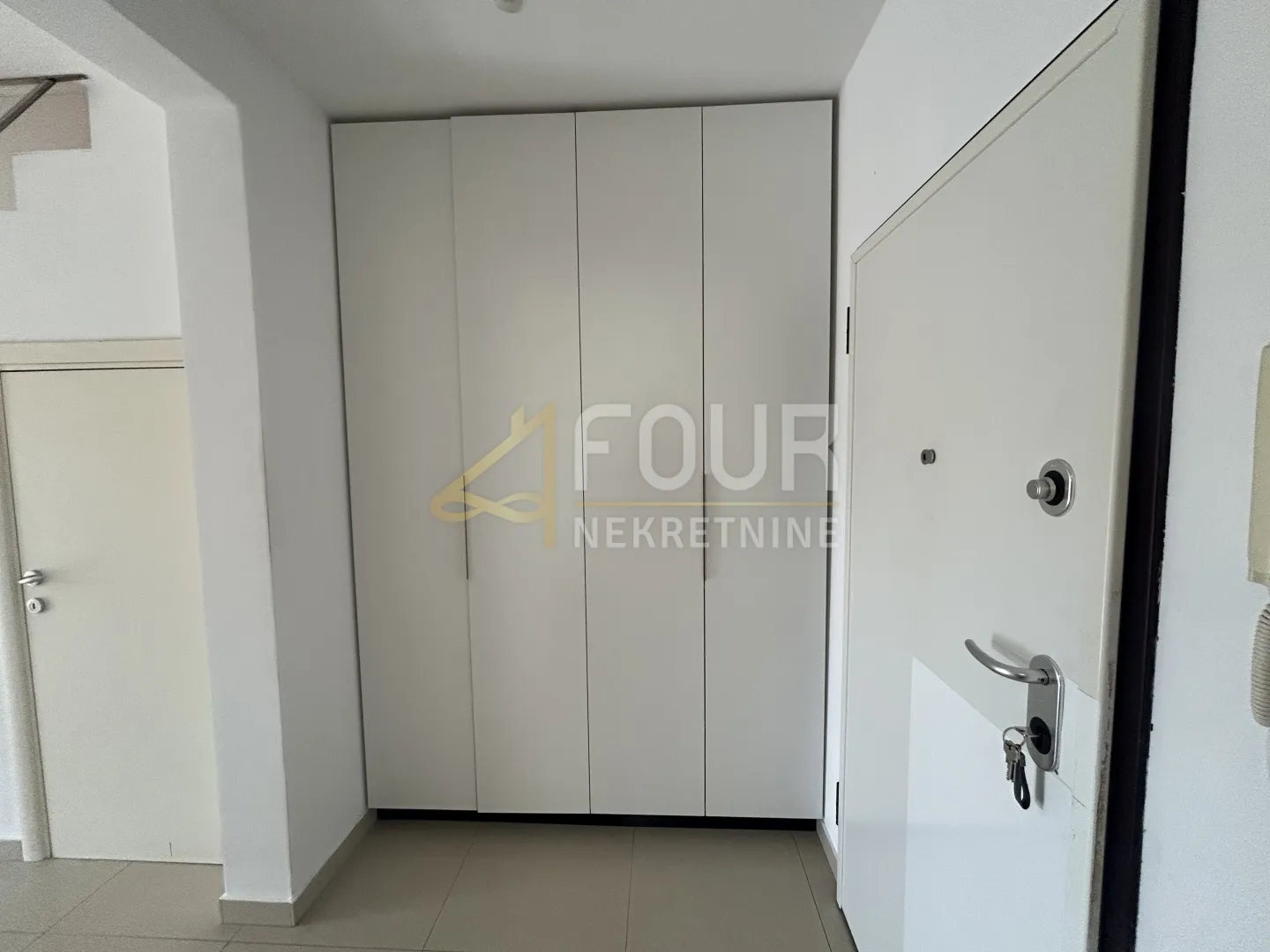 istra, pula, ilirija, 98.49m2, dvoetažni stan, 2 terase - slika 12
