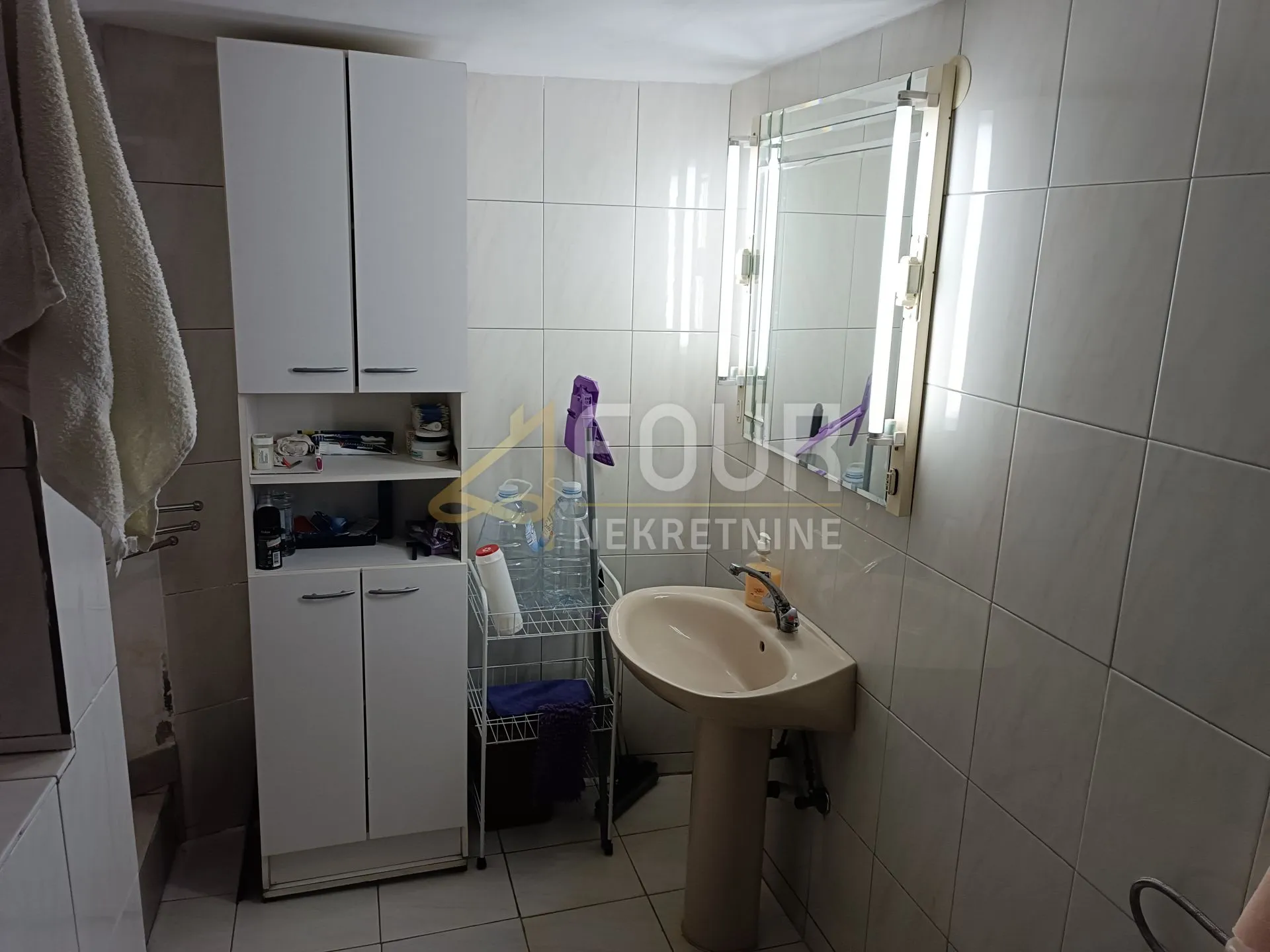 otok krk, dobrinj, autohtona kuća od 110m2 u staroj jezgri - slika 8