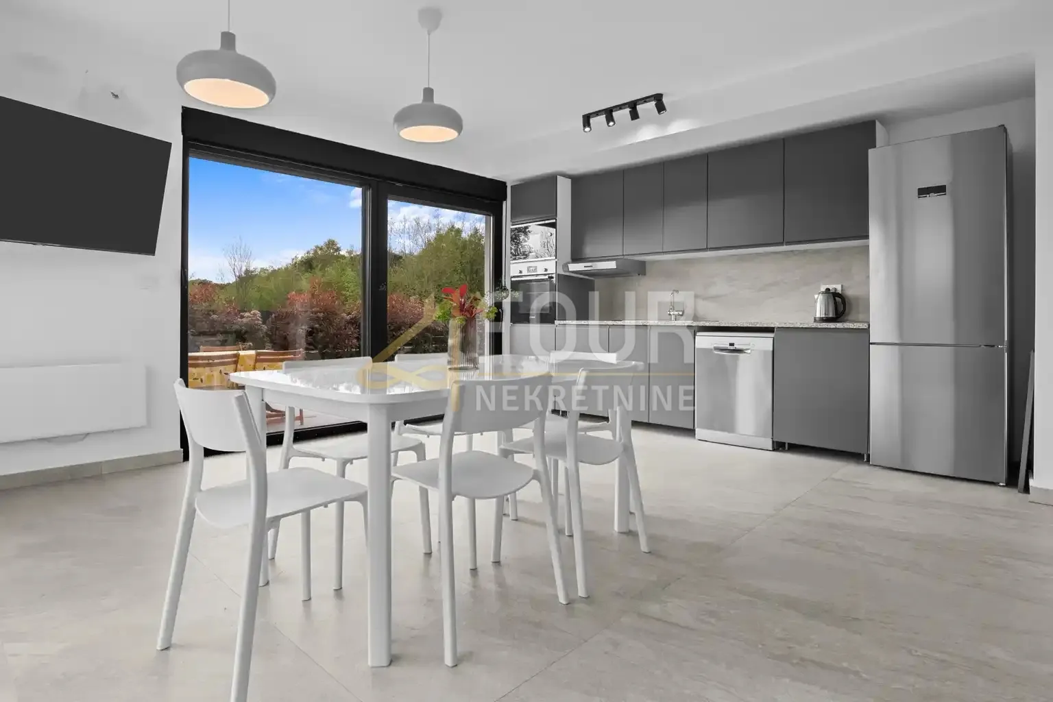 istra, poreč, 4s+db stan s terasom 180,32m2 - slika 2