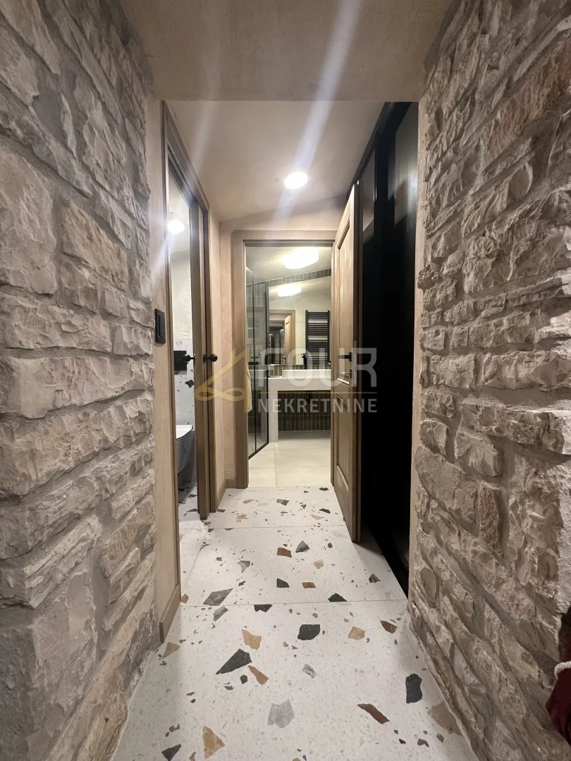 istra, buje, kaštel - okolica, kamena vila s bazenom - slika 26