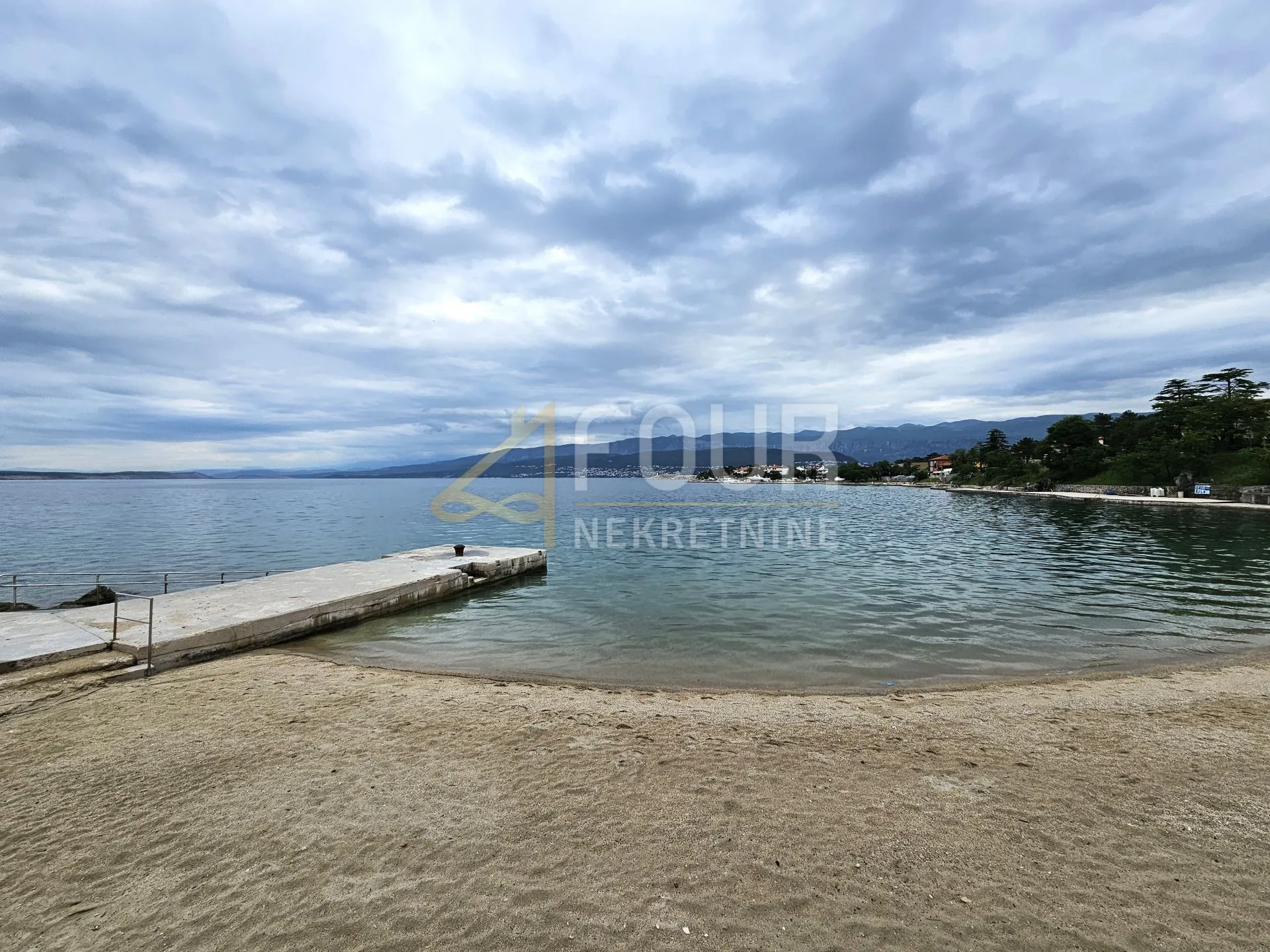 Otok Krk, Šilo, novogradnja, 39.40m2, 2s+db, lođa, pogled na more - Šilo, Dobrinj