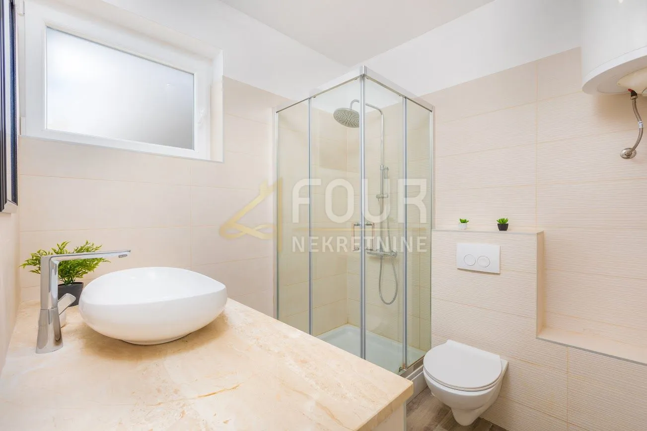 otok krk, vrbnik, 89.01m2, 3s+db, lođa - slika 8