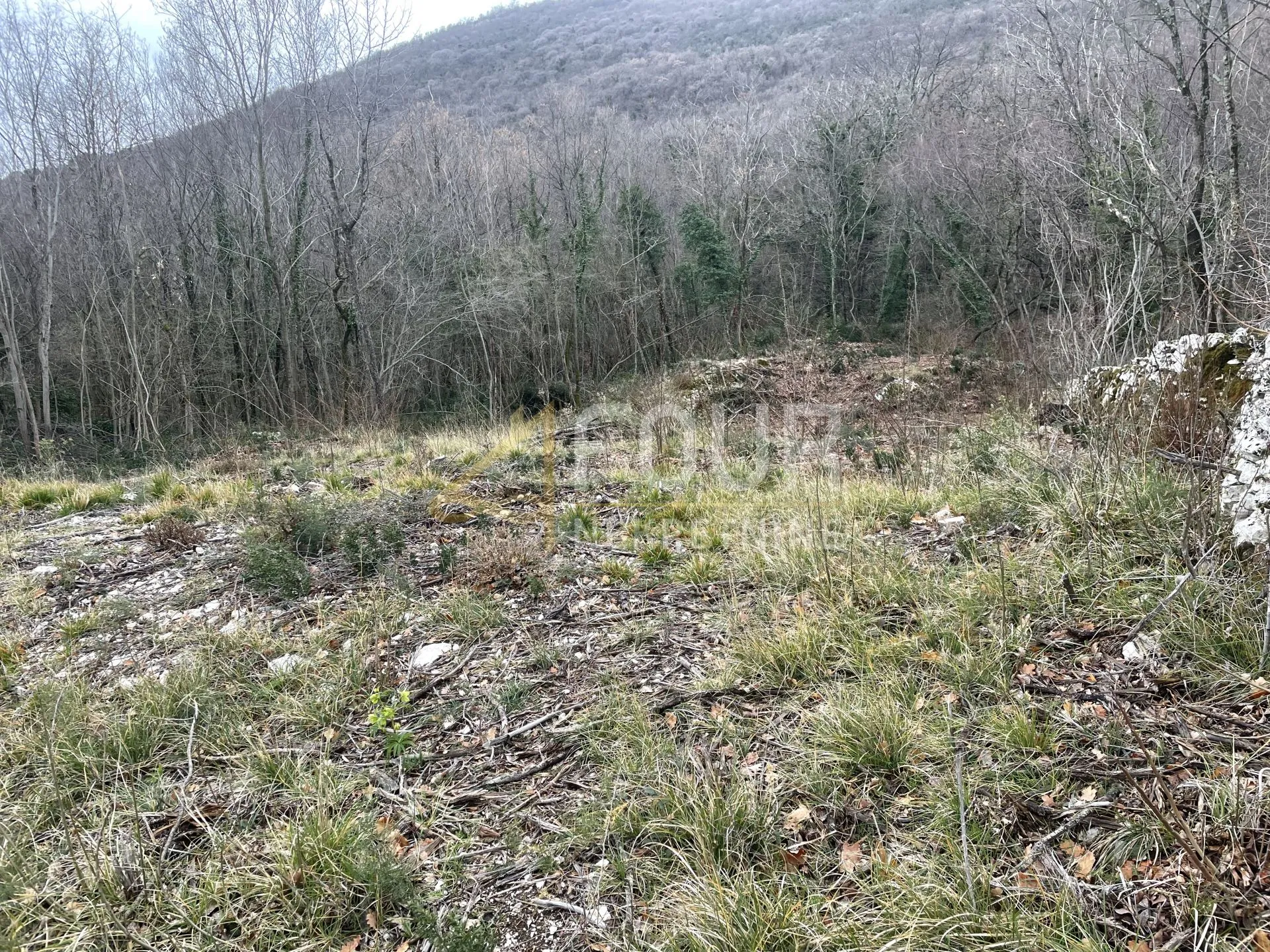brseč, građevinsko zemljište od 874m2 - slika 13