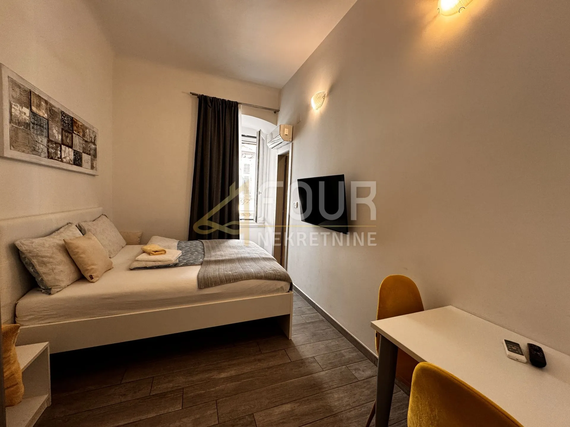 rijeka, centar, 166.49m2, u naravi 5 apartmana - slika 16