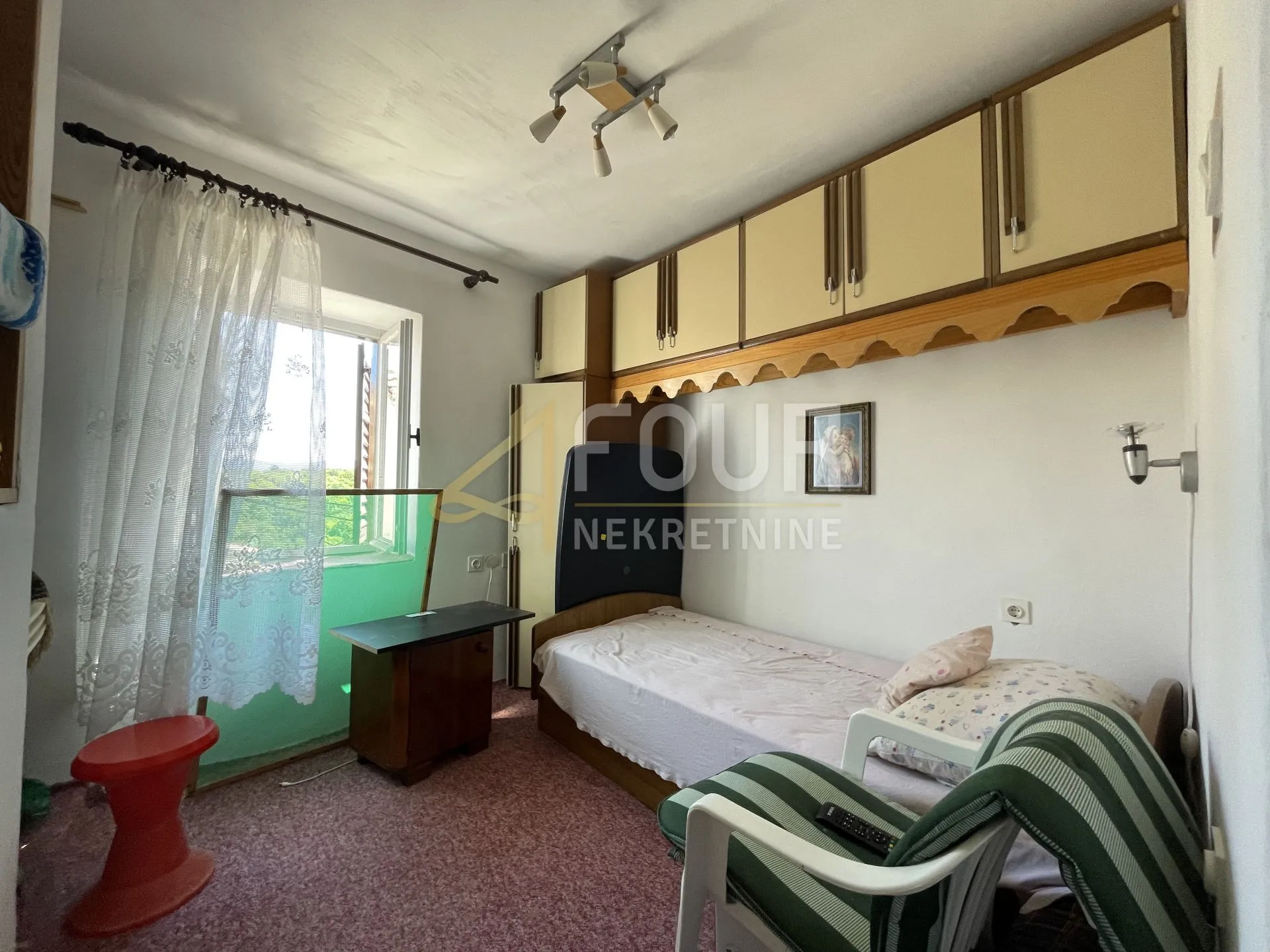 otok krk, dobrinj, autohtona kuća od 110m2 u staroj jezgri - slika 5