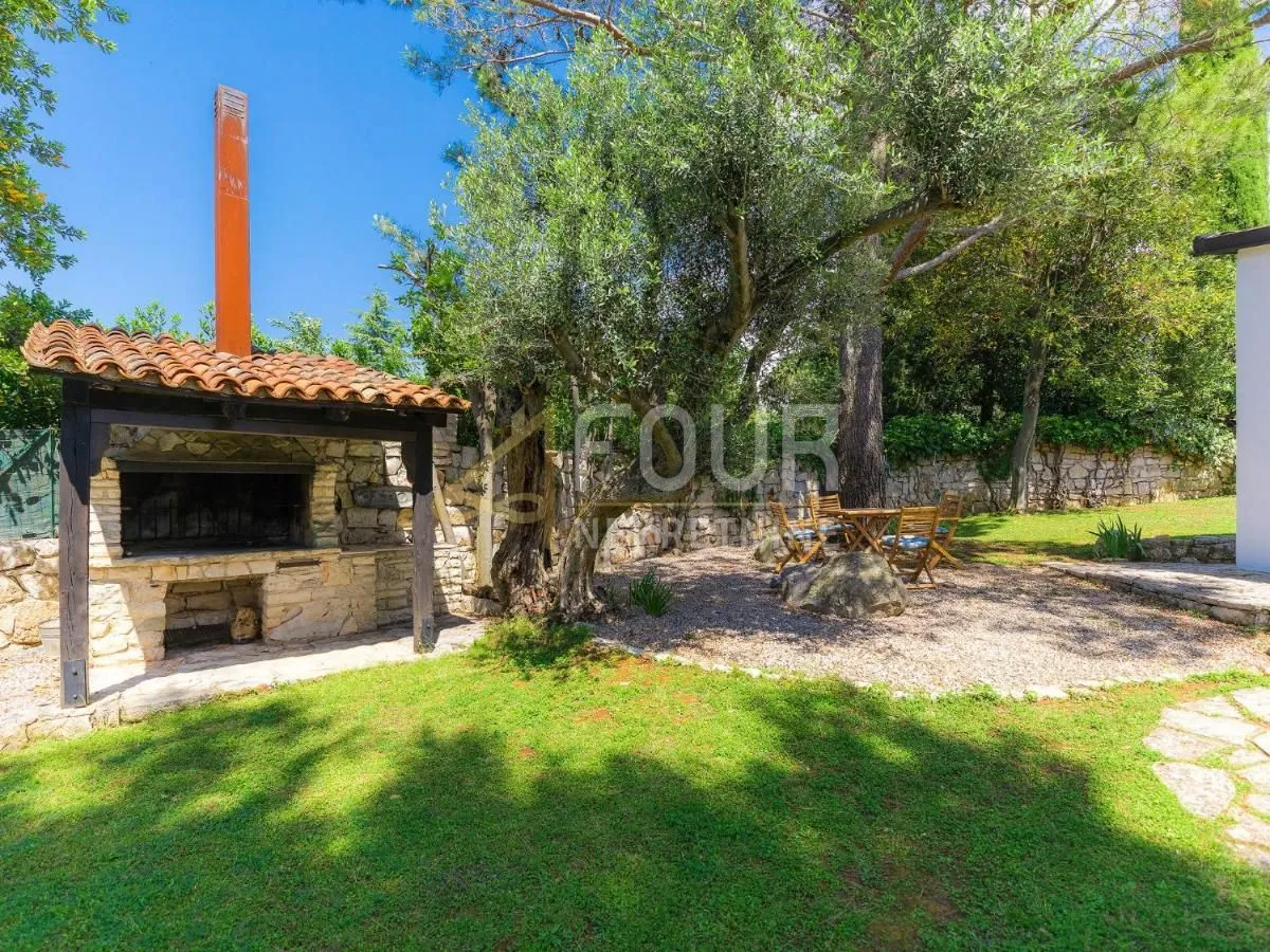 istra, umag, 1. red do mora, vila s bazenom - slika 24