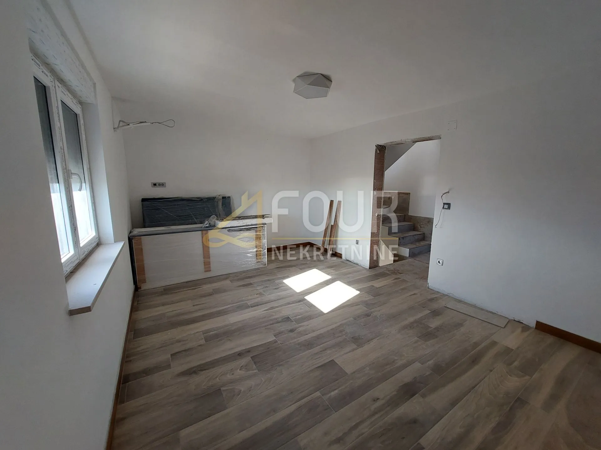 kastav, novogradnja, višeetažni 3s+db, bazen, okućnica - slika 5
