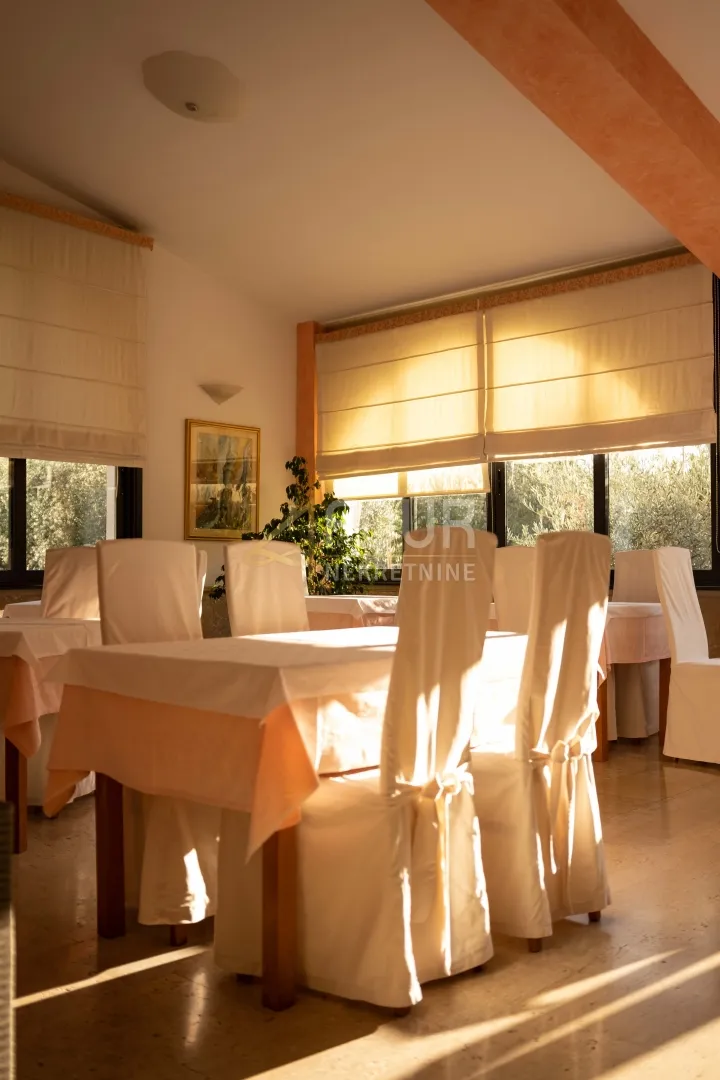 istra, hotel 50m od mora, izvrsna investicija! - slika 33