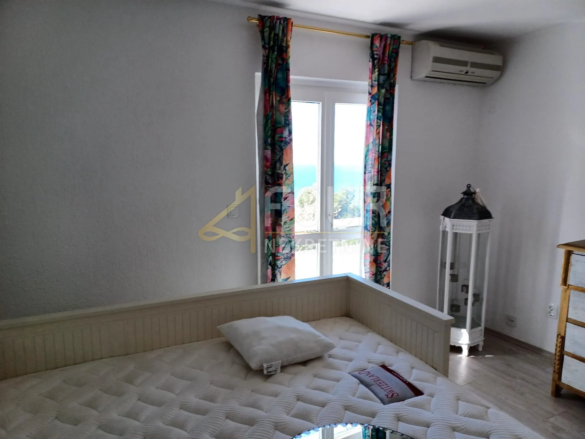cres, kuća na odličnoj poziciji s pogledom na more i okućnicom - slika 10