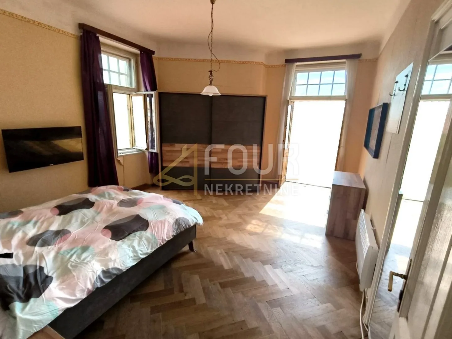 opatija - centar, 72.74m2, 3skl, balkon - slika 2