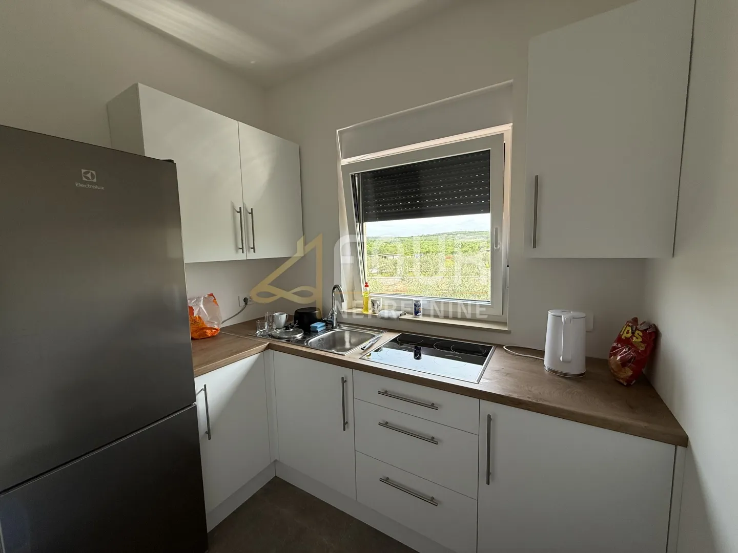 istra, sveti lovreč - okolica, kuća 346m2, balkon, terasa - slika 7