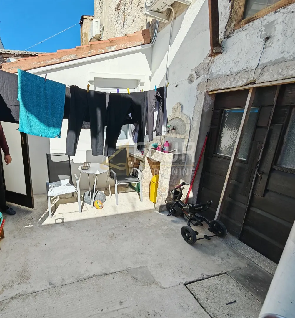 istra, pula centar, 1s+db, 38,3m2, veranda - slika 9