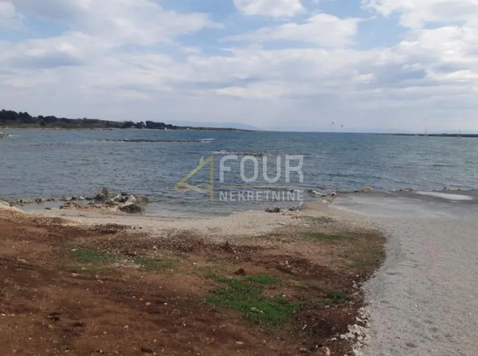 istra, ližnjan, poljoprivredno zemljište 330m2 - slika 2
