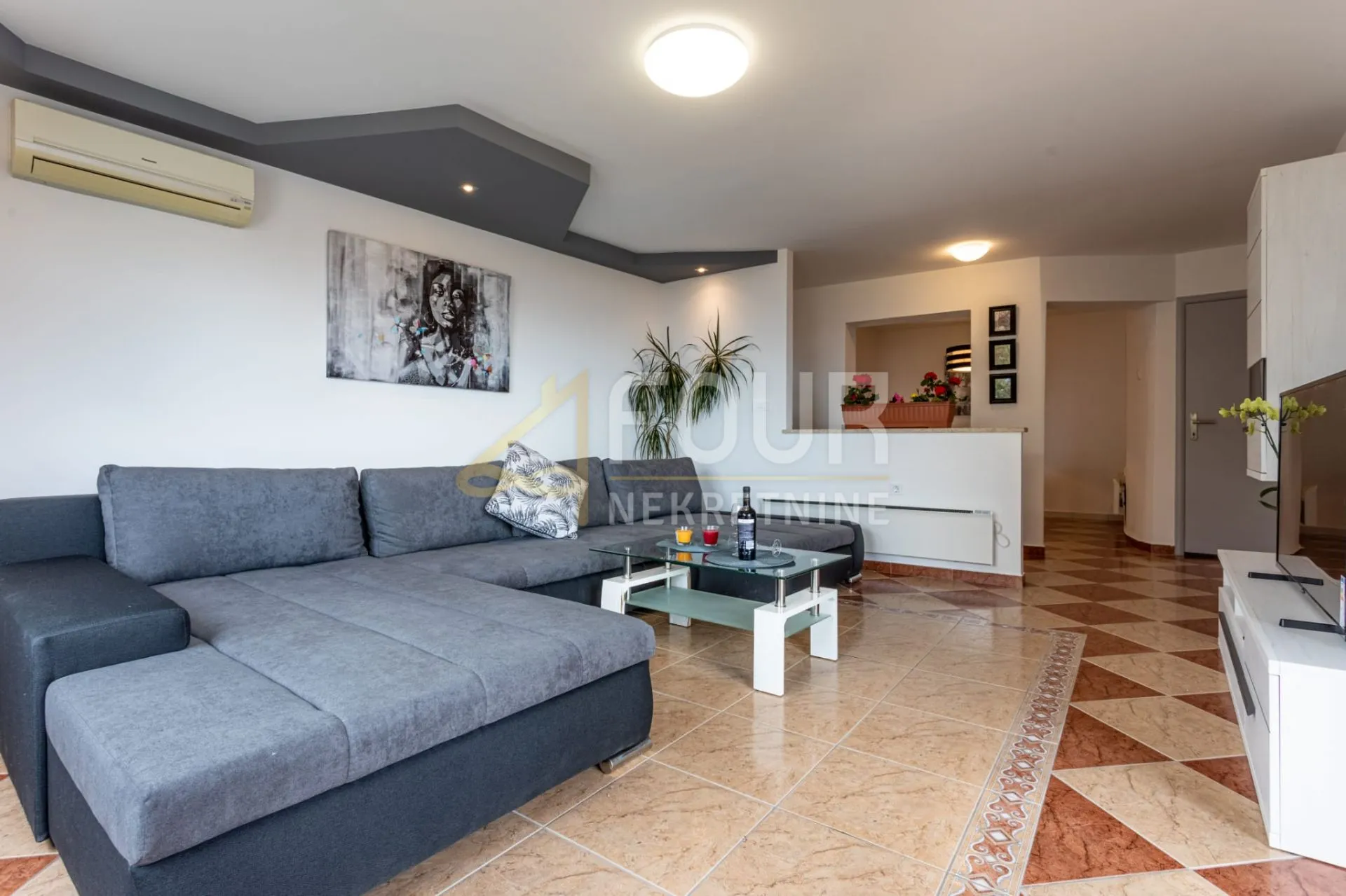 Kostrena, etaža, 93.01m2, 2s+db, terasa - Rožmanići, Kostrena