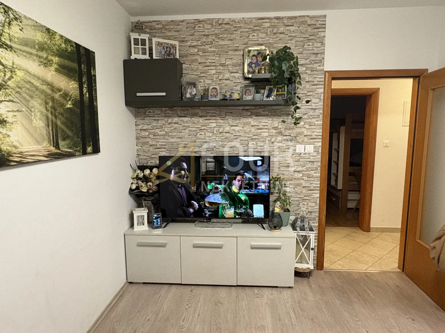 istra, žminj, 2s+db, 59.79m2, balkon - slika 2