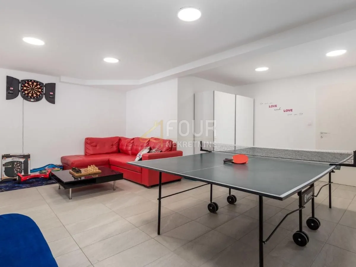 kostrena, moderna vila s bazenom - slika 30