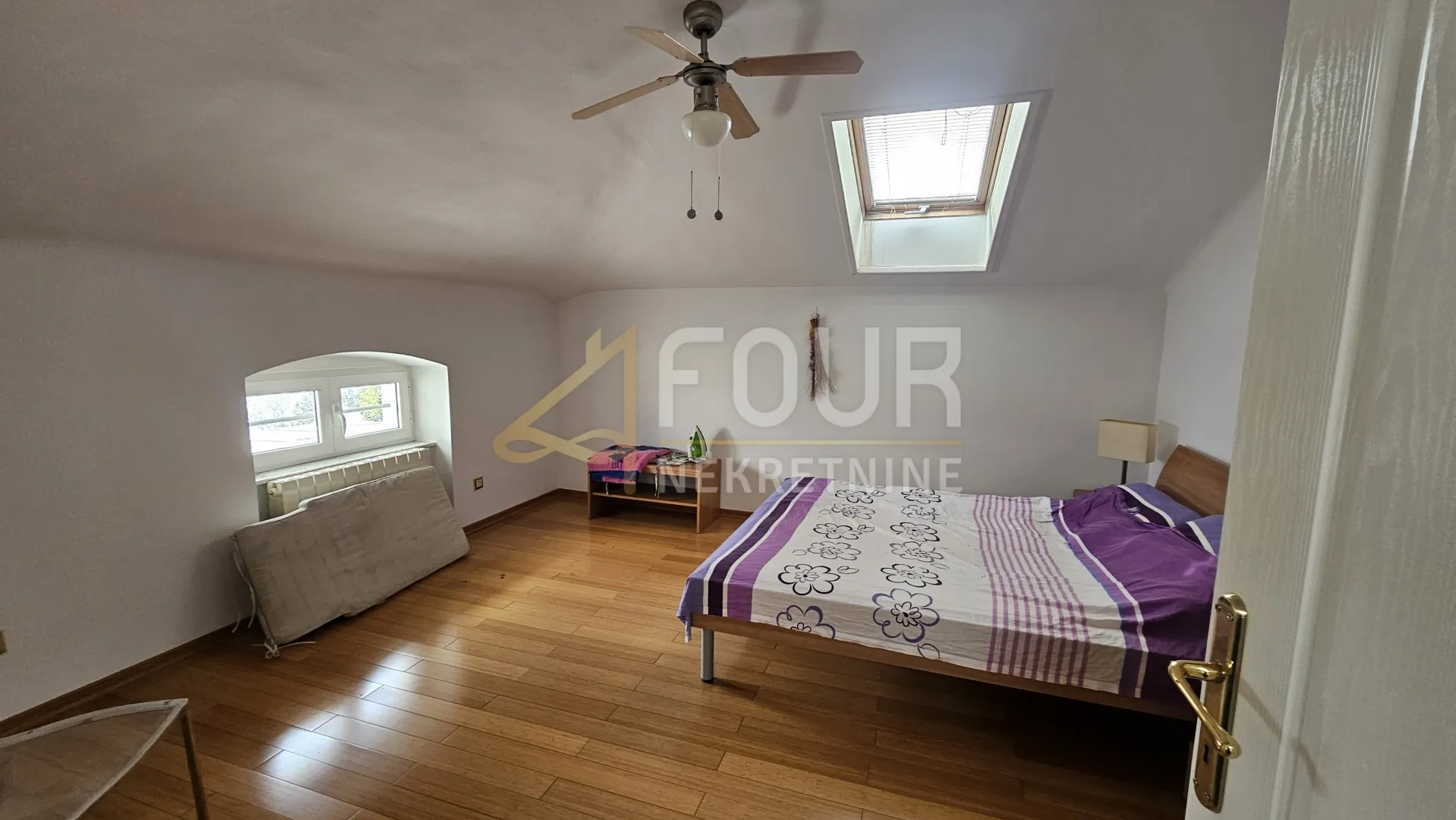 opatija, 110m2, etaža u vili, 2s+db, terasa, blizina mora! - slika 10