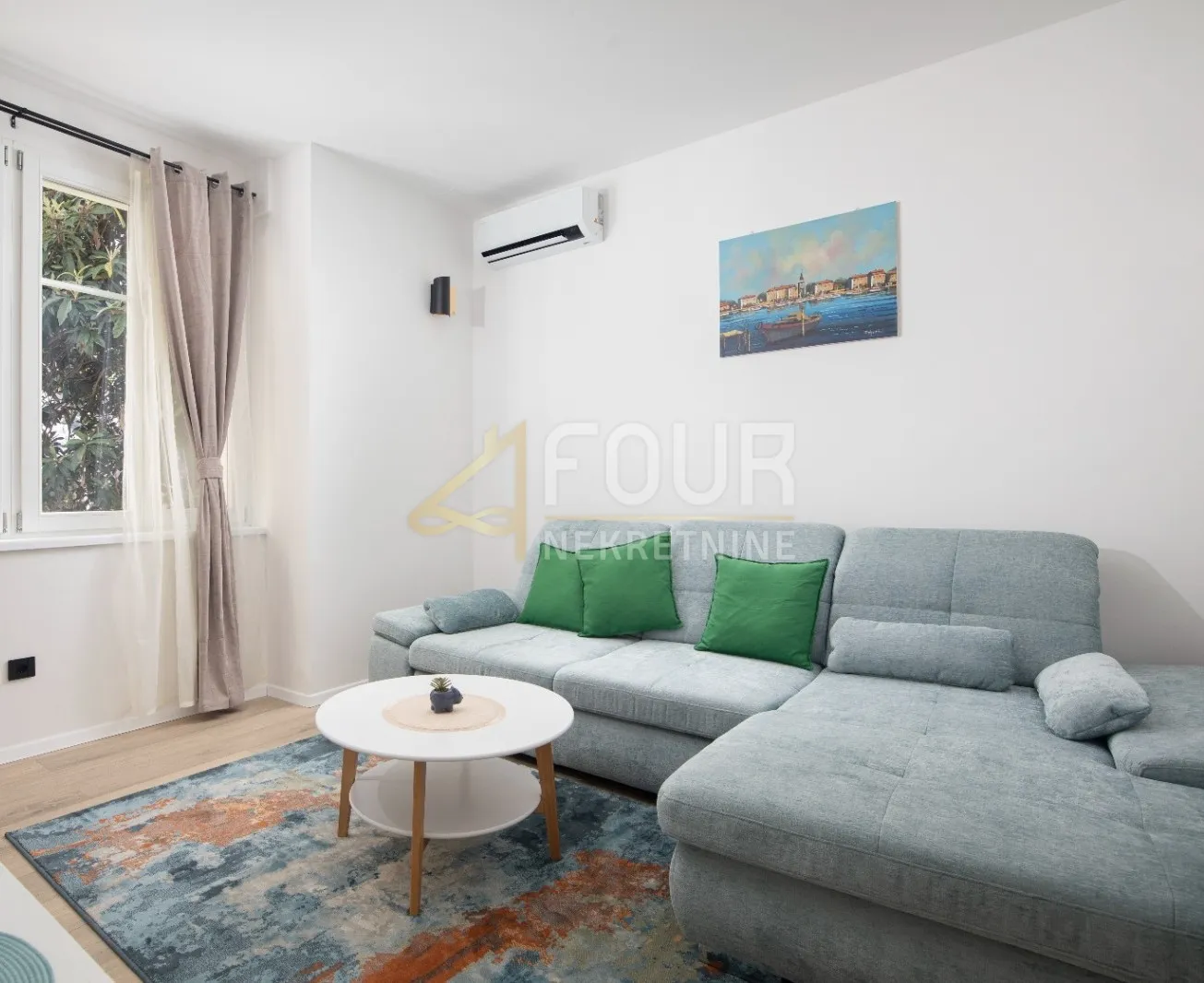 istra, pula - centar, 67.65m2, etaža - 2s+db, terasa, blizina arene! - slika 5