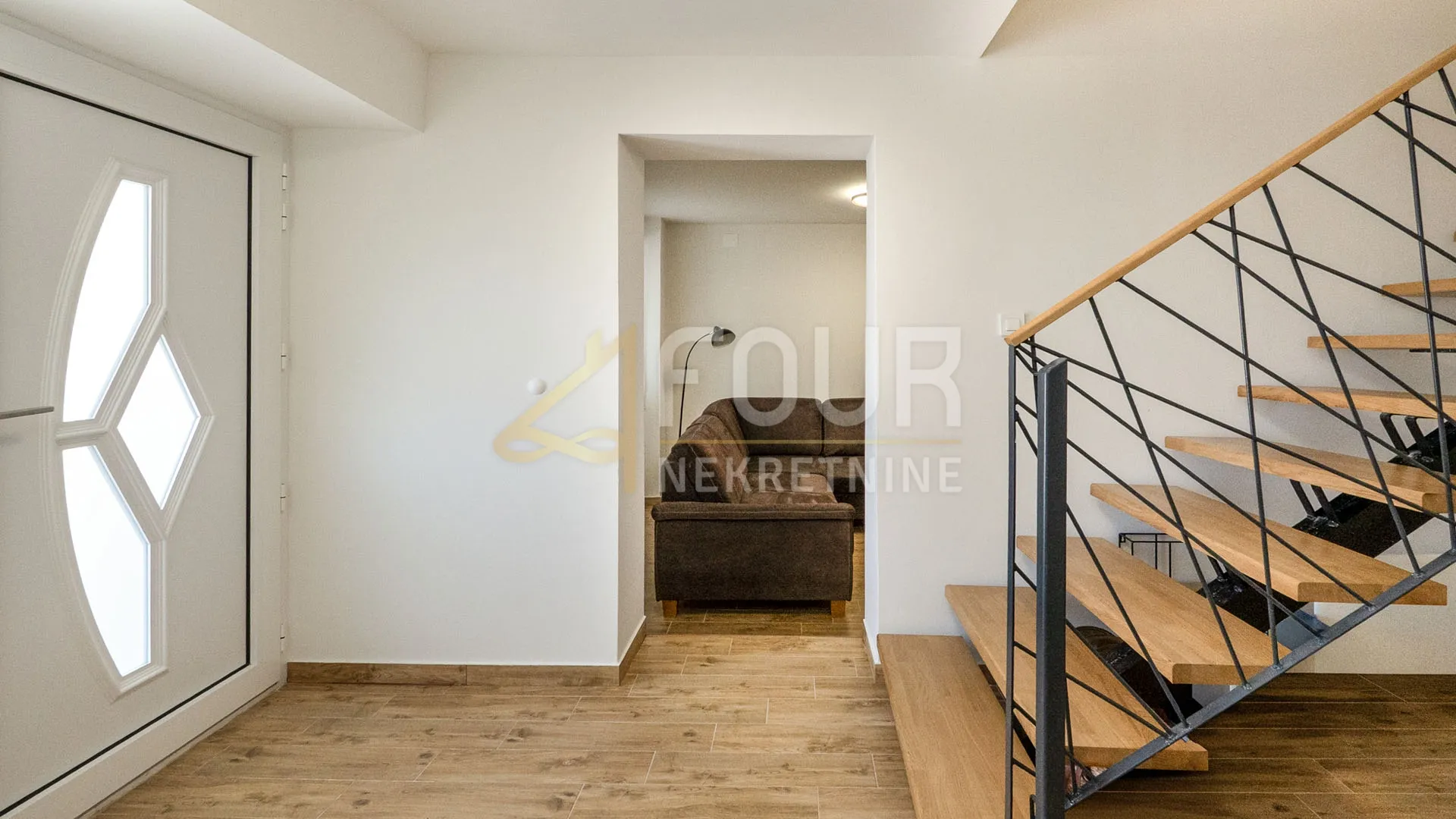 šmrika, kuća u nizu, 164m2, samo kod nas! - slika 13