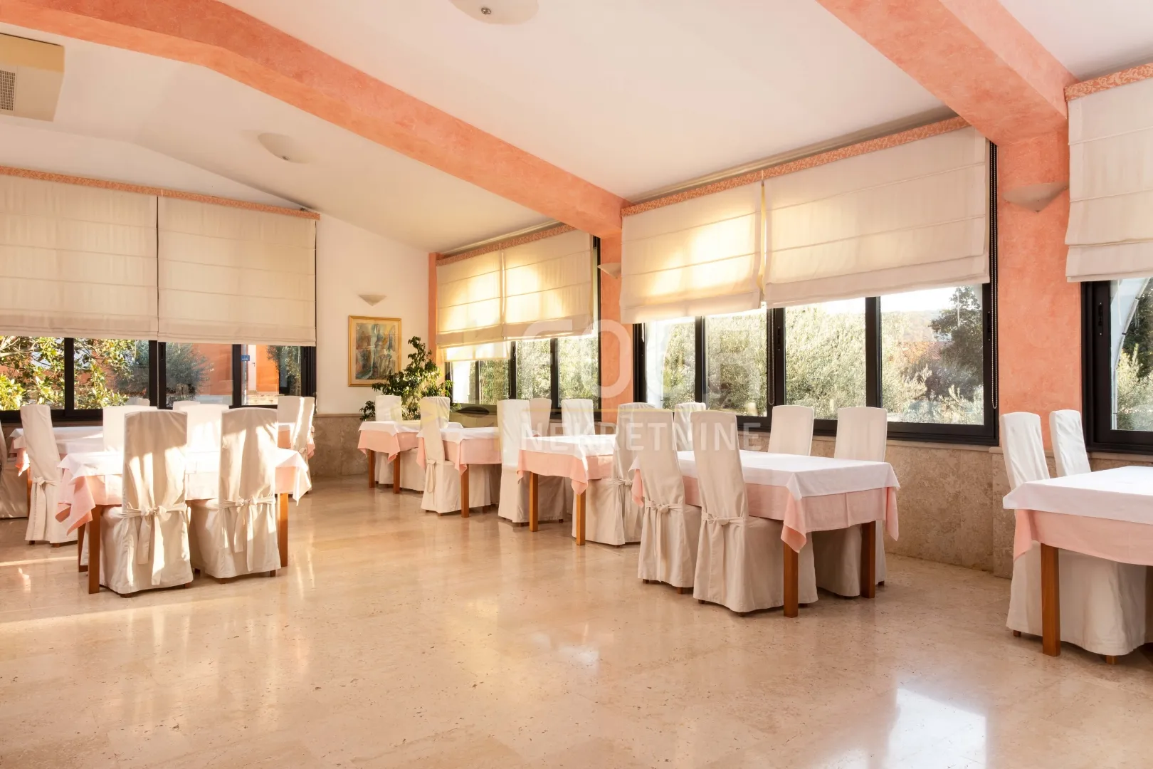 istra, hotel 50m od mora, izvrsna investicija! - slika 29