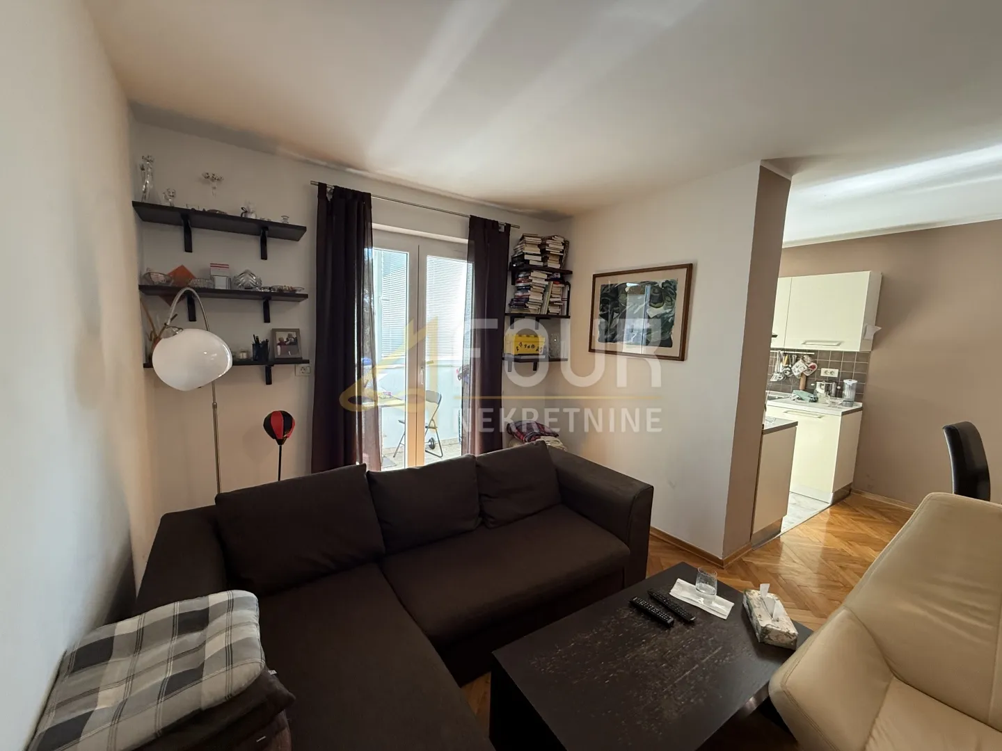 Istra, Fažana, stan u centru, 65.59m2
