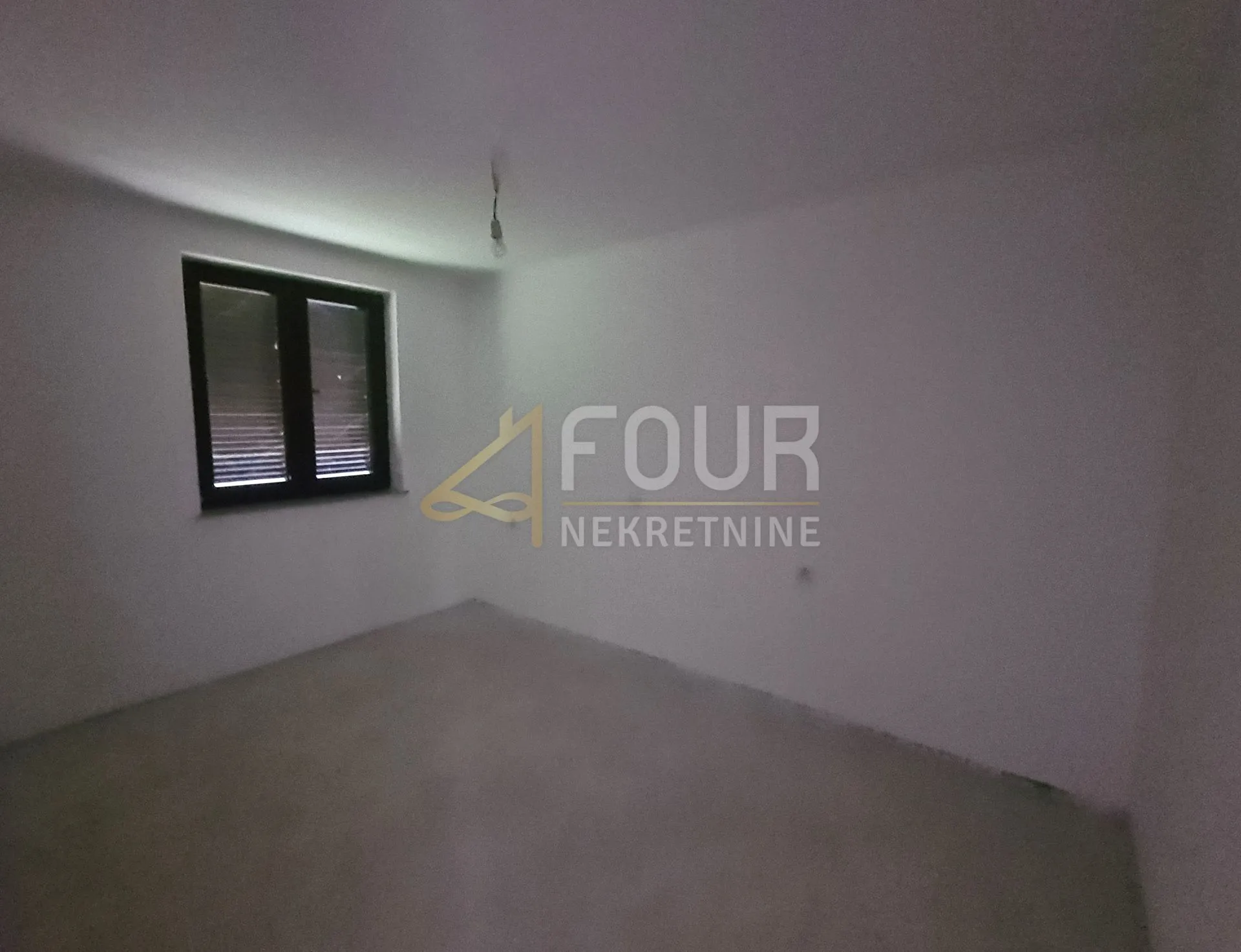 otok krk, dobrinj - okolica, kuća s 2 stana, 112.98m2 - slika 2