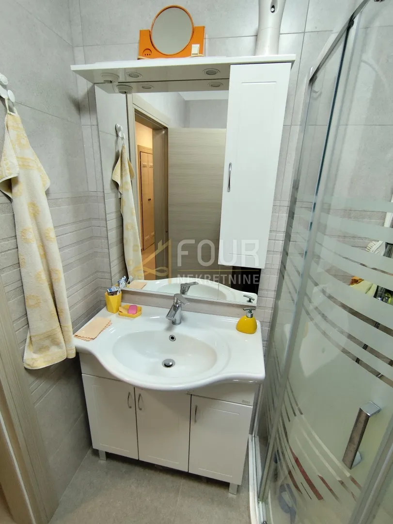 viškovo, 76.14m2, 2s+db, terasa - slika 15