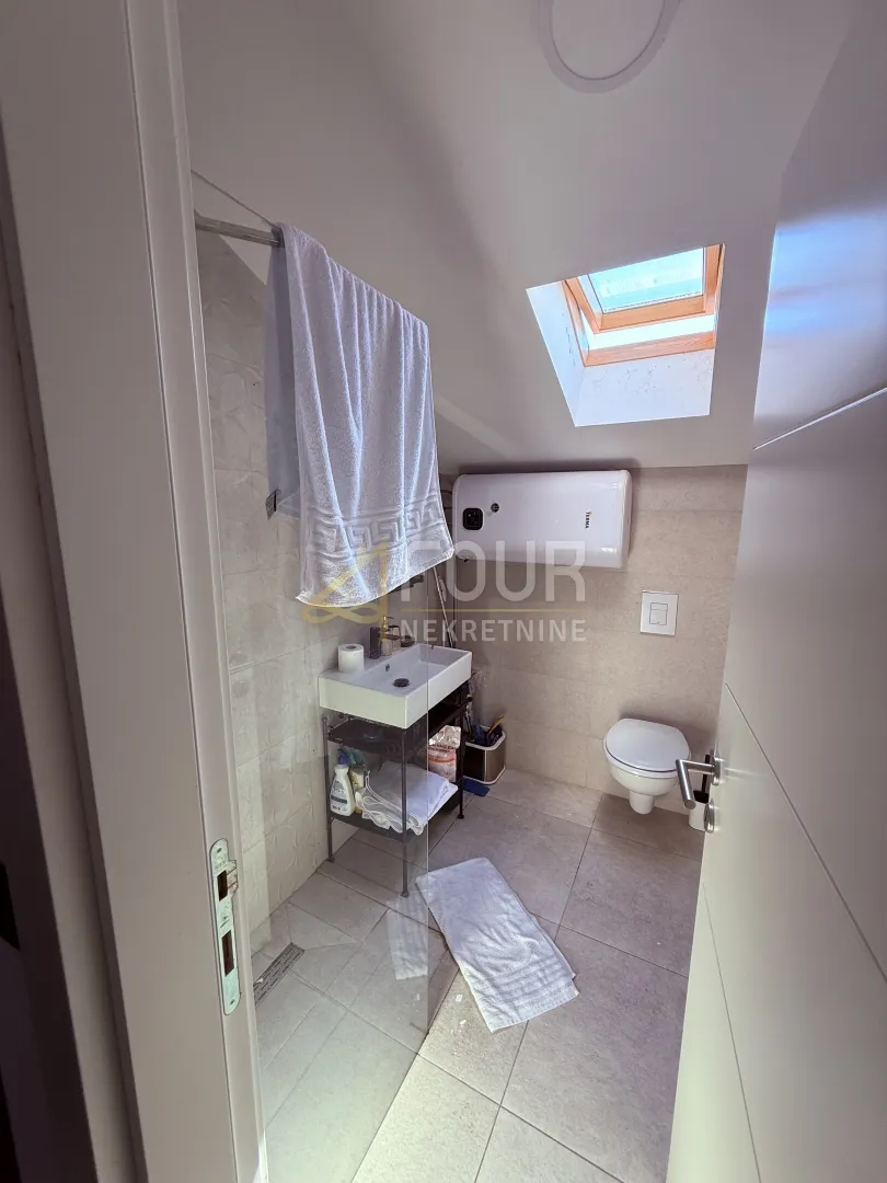 crikvenica, višeetažni stan, 161m2 - 4 stambene jedinice - slika 17