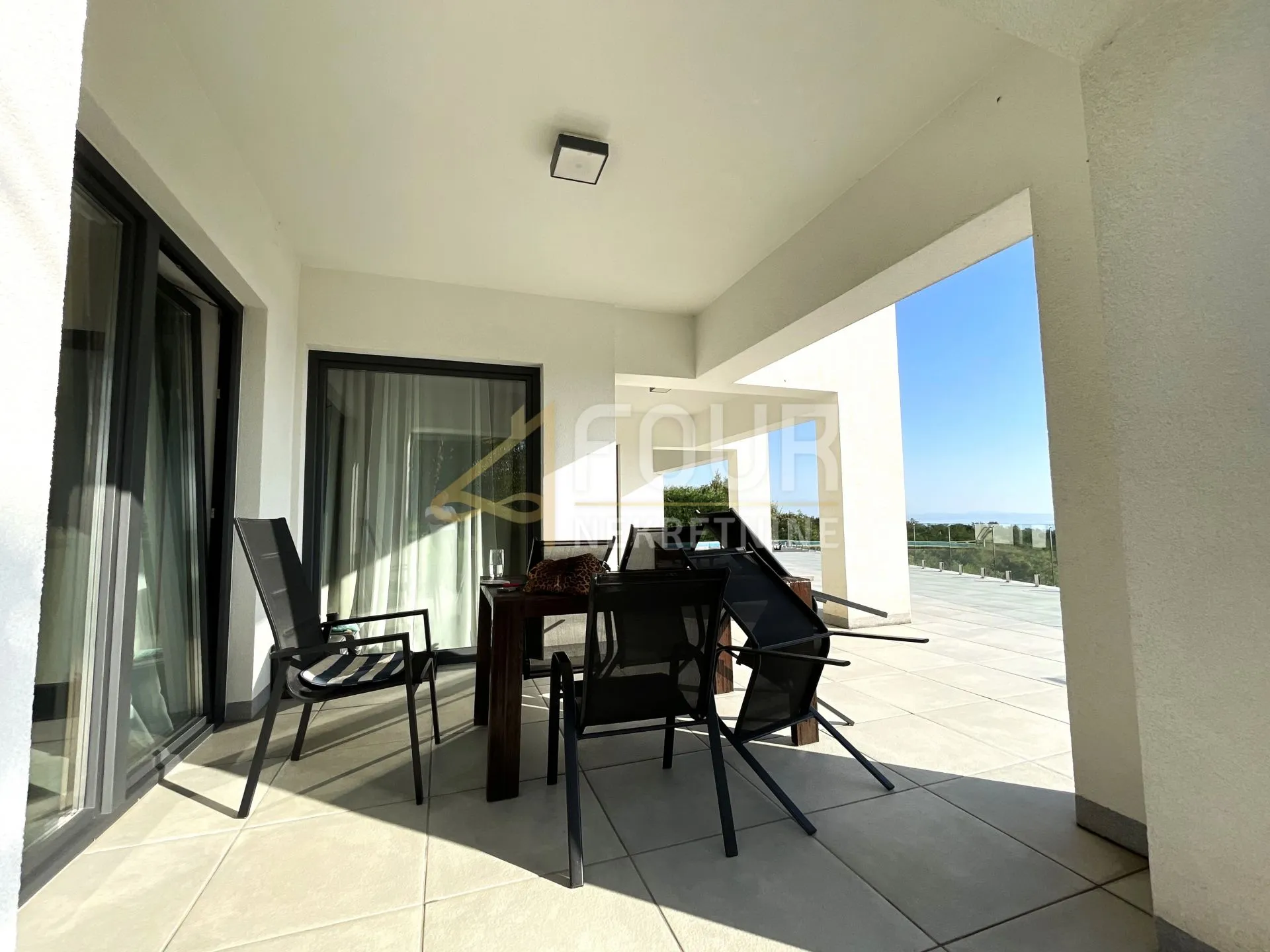 kastav, martinkovac, vila s tri stana i bazenom, 400m2 - slika 26