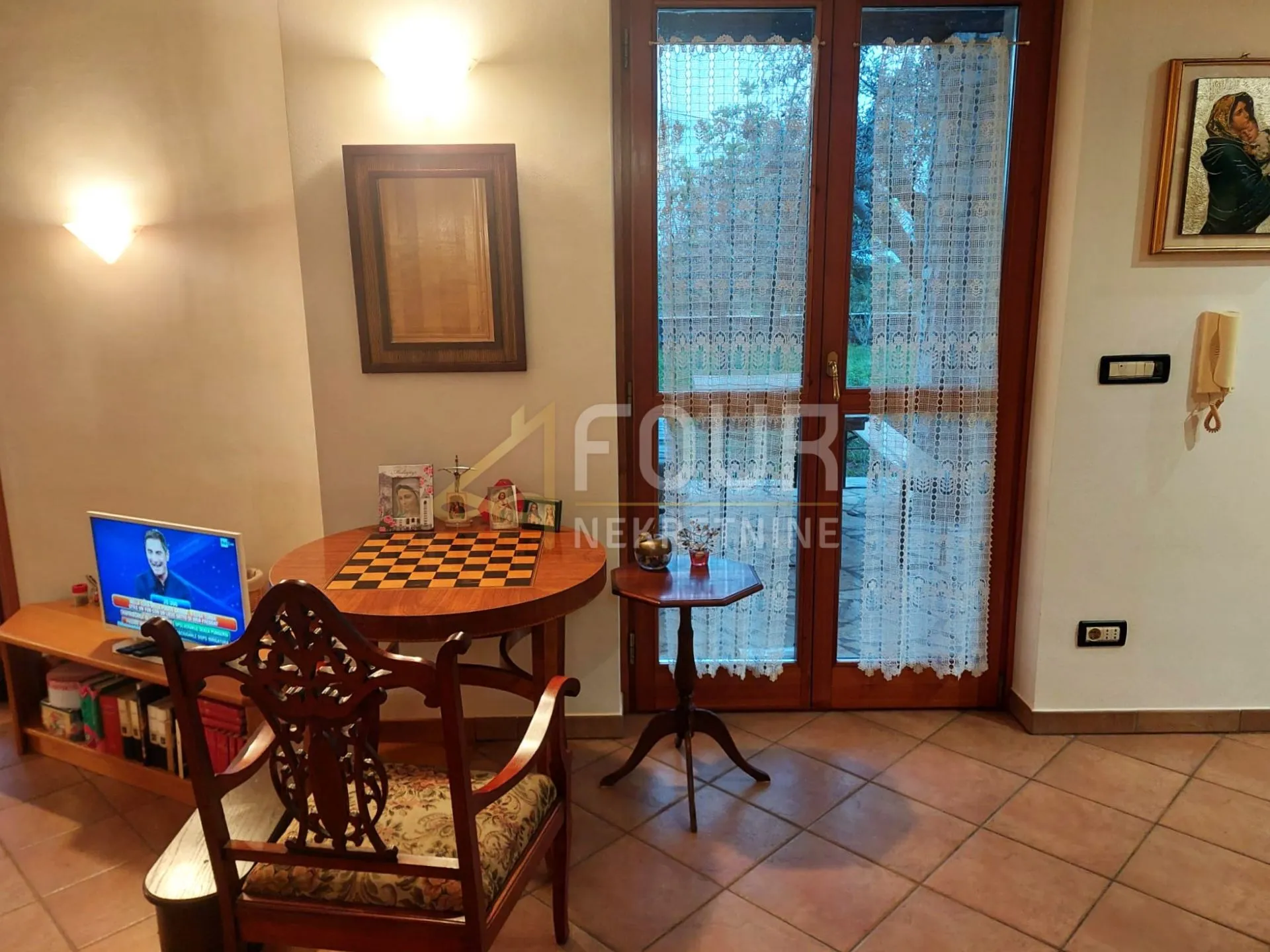 istra, buje, samostojeća kuća, 140m2, terasa - slika 8