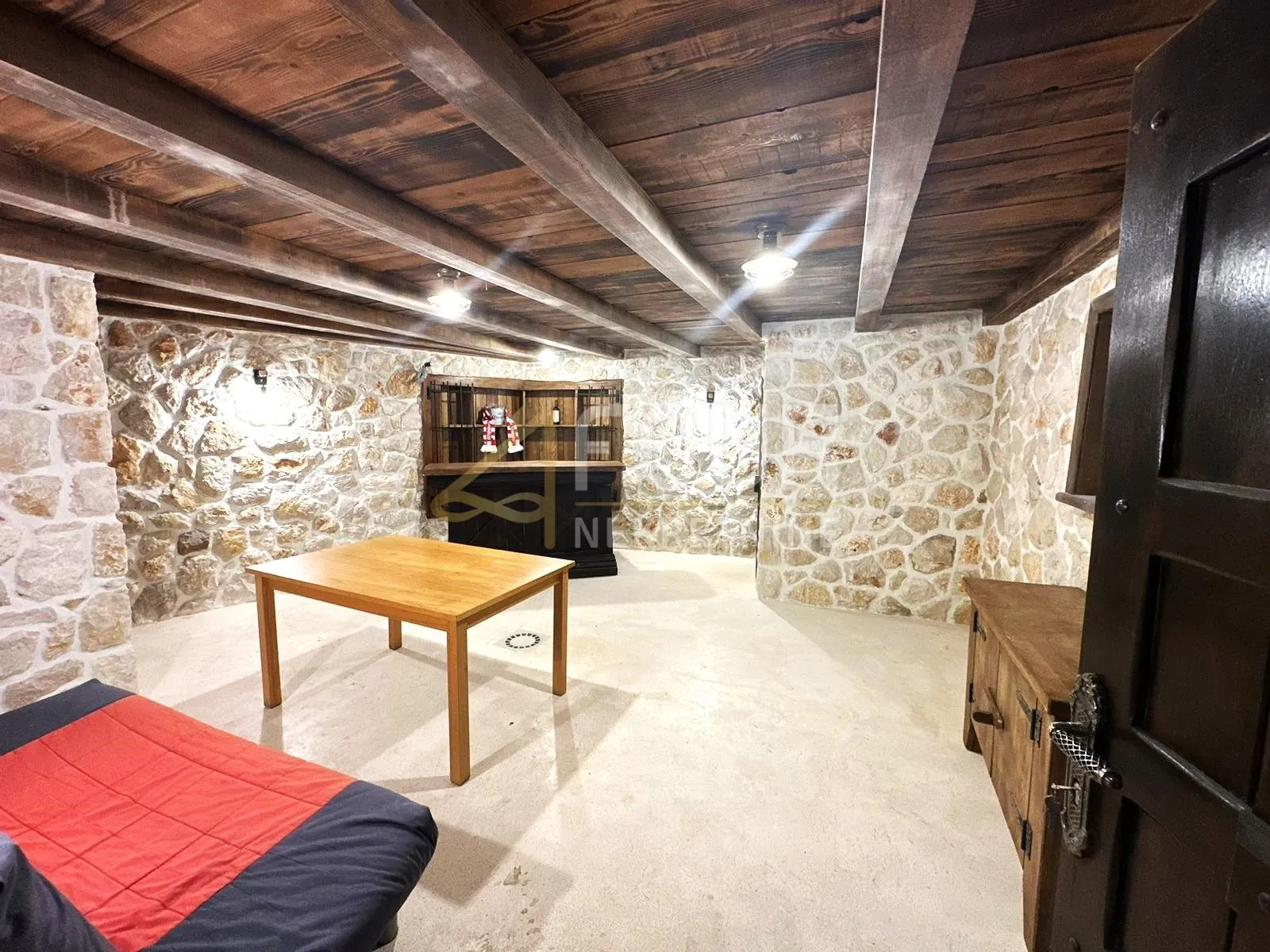 otok krk, soline - okolica, novogradnja s bazenom 149.76m2, konoba - slika 20