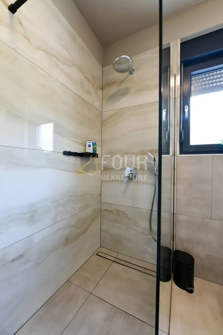 opatija, ika - okolica, 65.57m2, moderan stan, 1s+db, pogled na more - slika 13