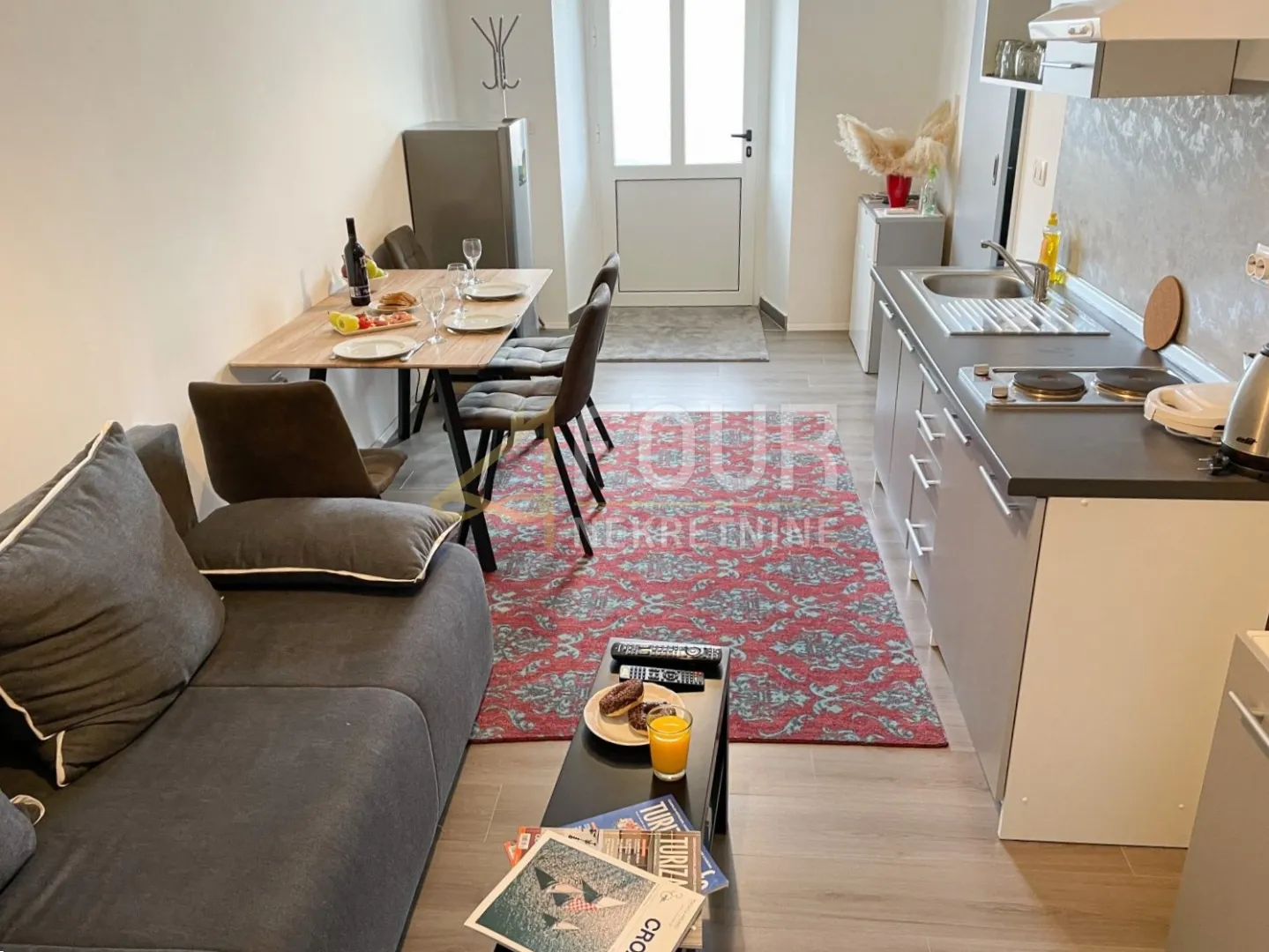 Rijeka, Mlaka, 76.10m2, u naravi 2 stana
