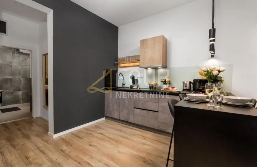 rijeka, centar, 136.61m2, 3 luksuzno uređena apartmana - slika 7