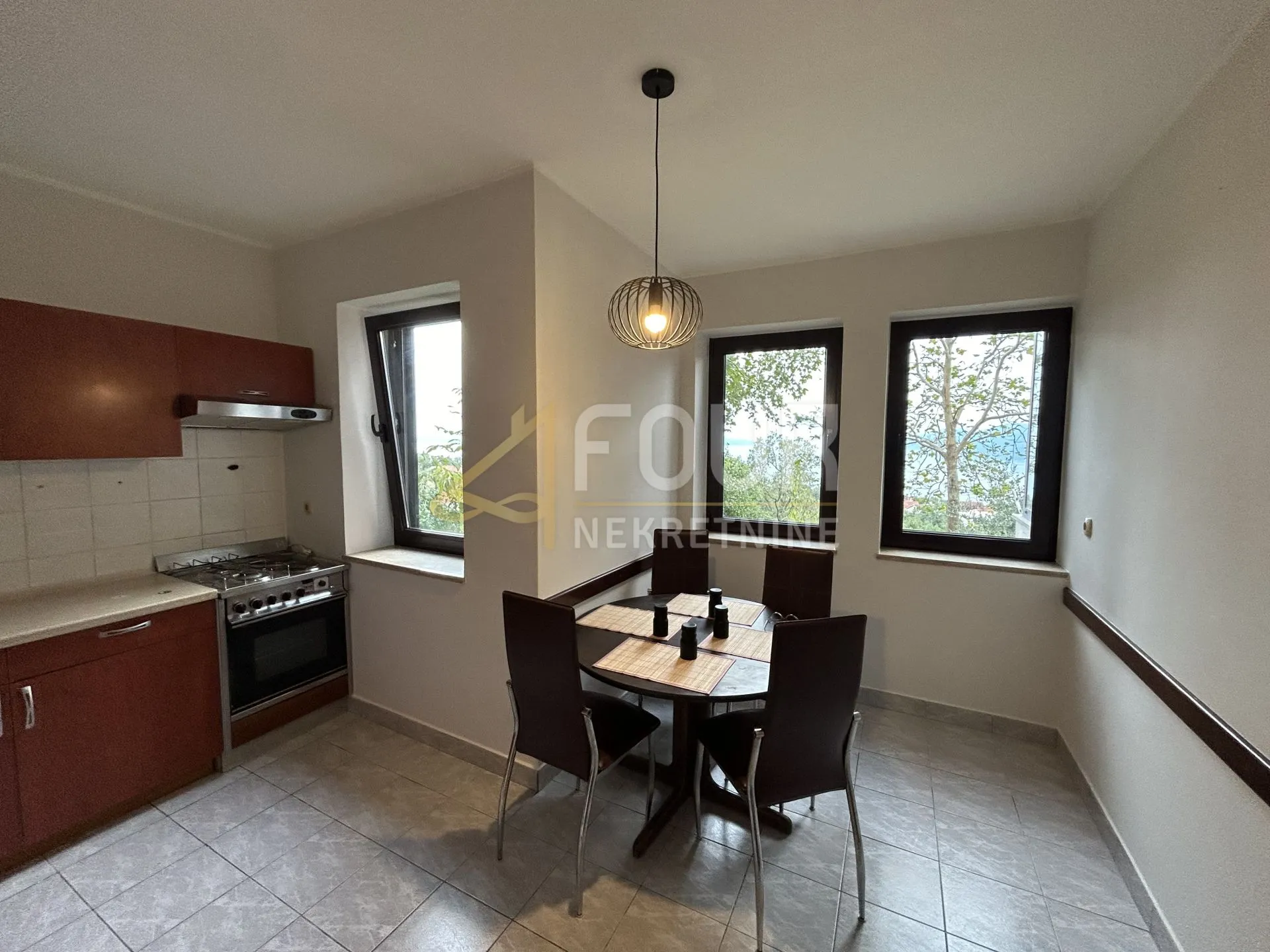 kastav, rešetari, 73.20m2, 2s+db, zatvorena lođa, pogled na more - slika 4