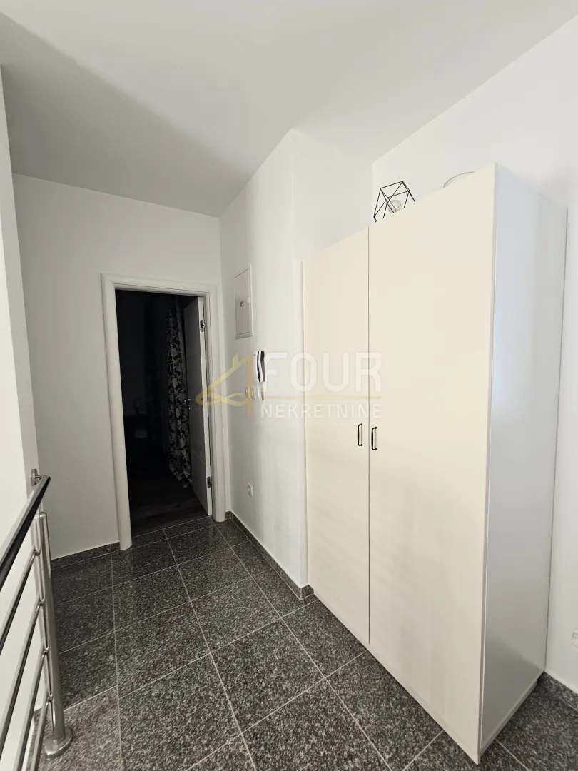šibenik, vodice, dvojna kuća s 2 stambene jedinice - slika 20