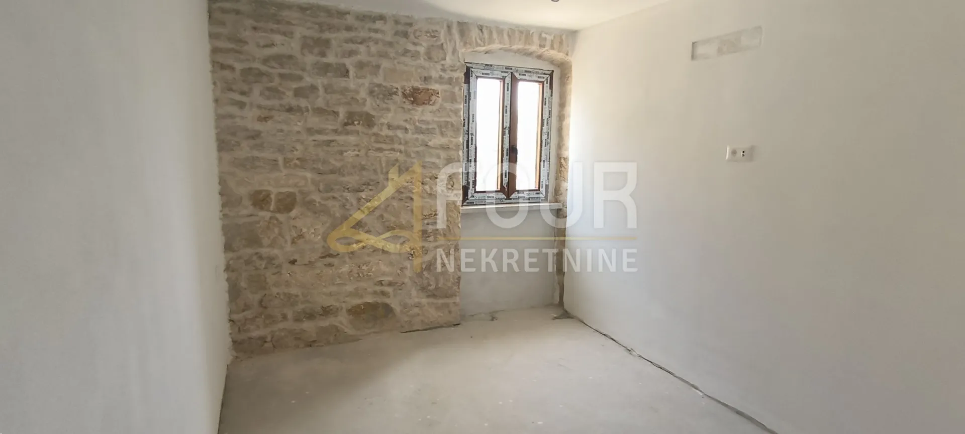 istra, žminj - okolica, kuća s bazenom, pogled na more - slika 11