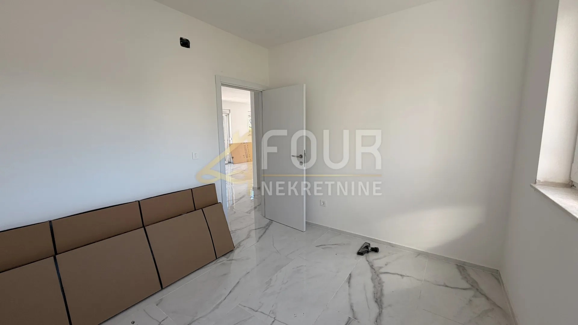 otok rab, banjol, 3s+db, terasa, pogled na more - slika 12