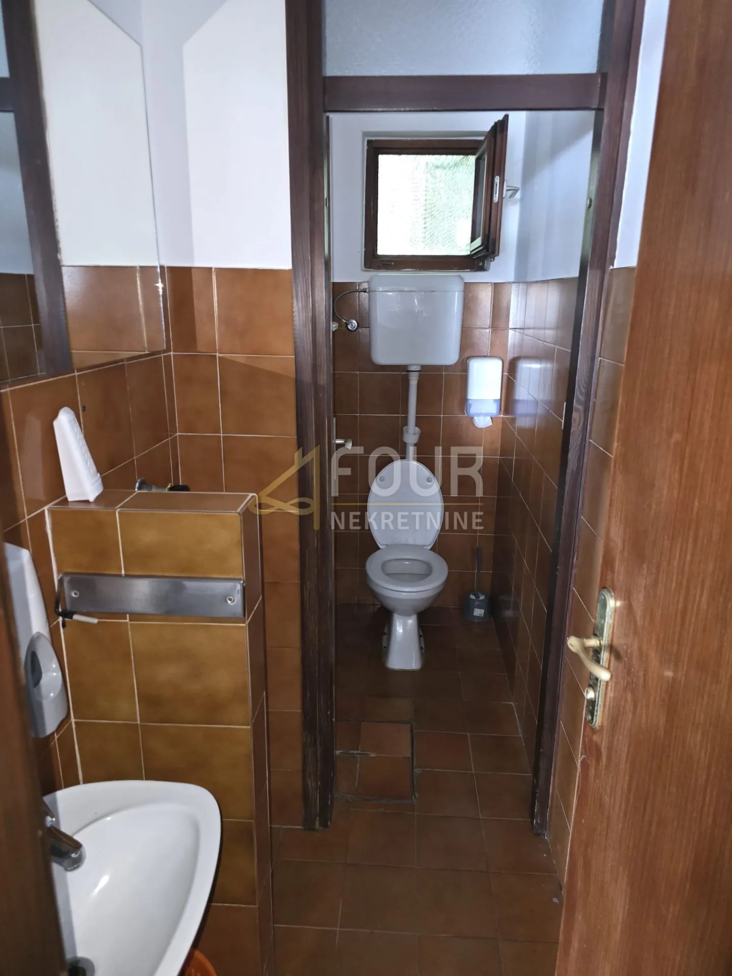 otok krk, klimno, poslovno-stambeni objekt 1. red do mora - slika 13