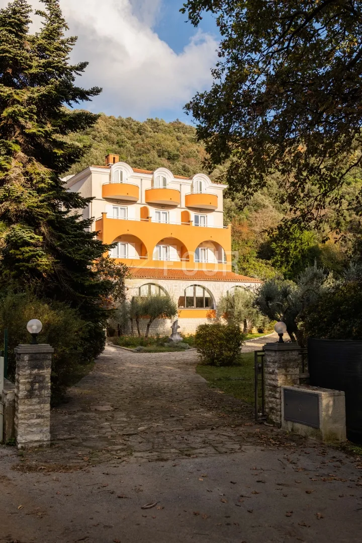 istra, hotel 50m od mora, izvrsna investicija! - slika 35