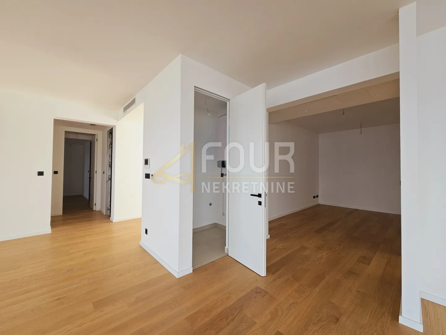 opatija, novogradnja, 3s+db, bazen, okućnica - slika 11