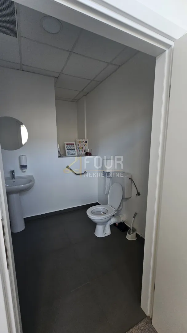 zakup, viškovo - centar, dvoetažni poslovni prostor, 200m2 - slika 9