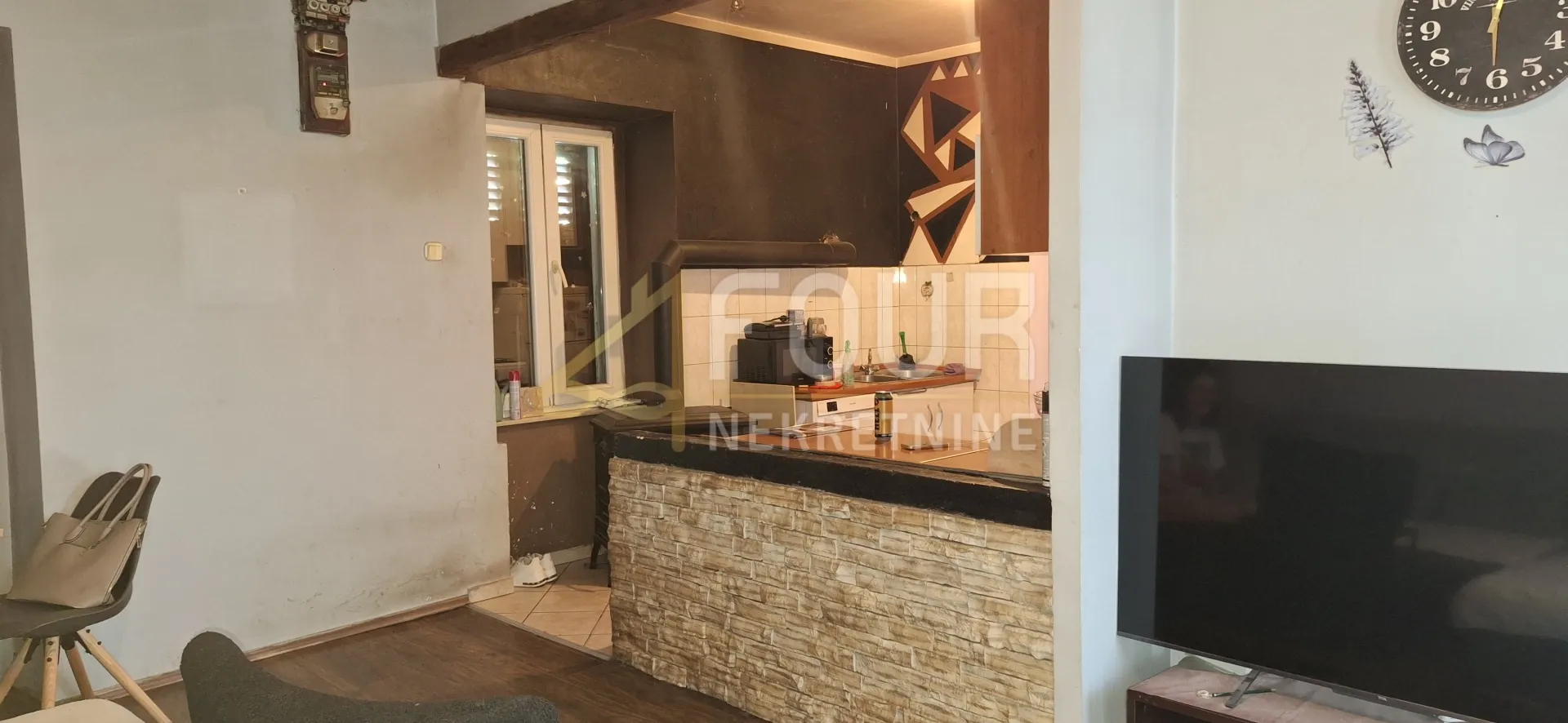 rijeka, trsat, etaža, 65.04m2, 2s+db, balkon + terasa, okućnica - slika 6