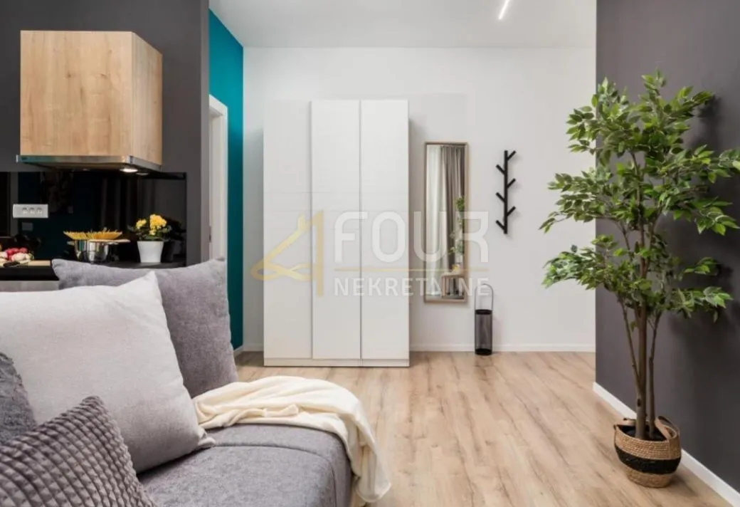 rijeka, centar, 136.61m2, 3 luksuzno uređena apartmana - slika 17