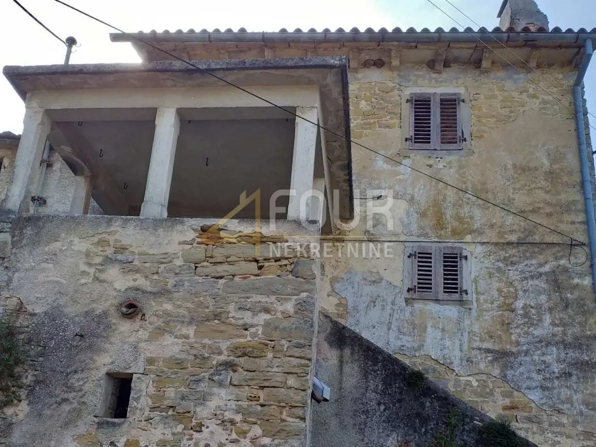 Istra, Motovun, kamena starina